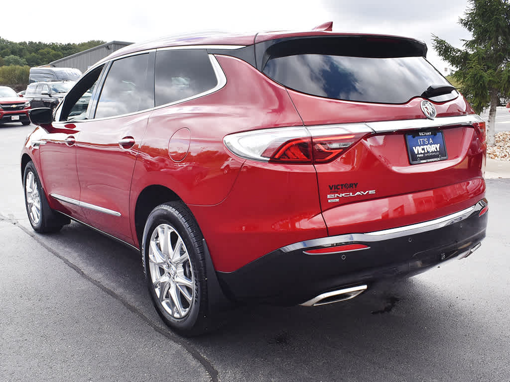 2023 Buick Enclave Premium photo 3