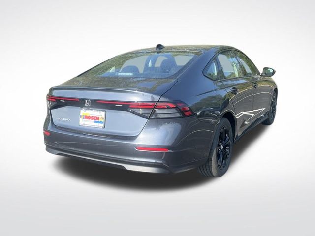 2025 Honda Accord SE photo 4