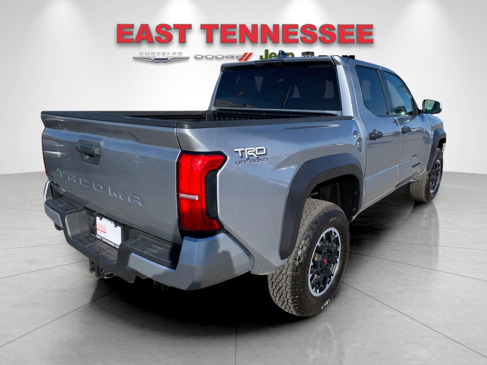 2024 Toyota Tacoma TRD Off-Road photo 3