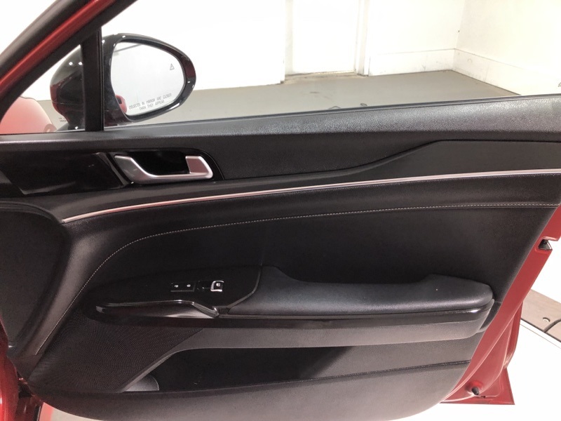 2025 Kia K5 GT-Line photo 14