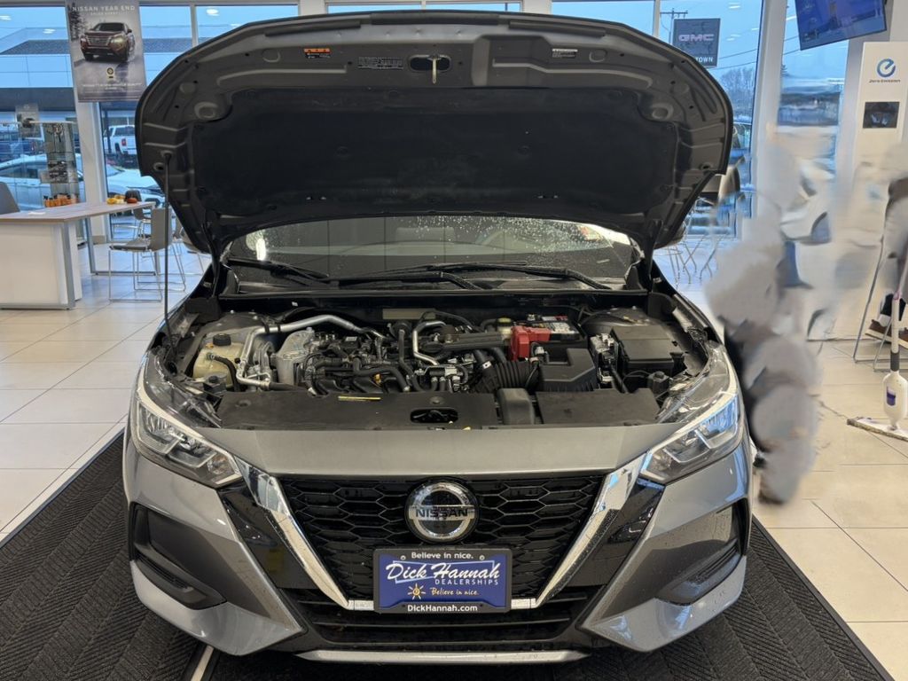 2021 Nissan Sentra SV photo 4