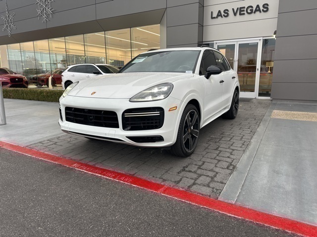 2023 Porsche Cayenne