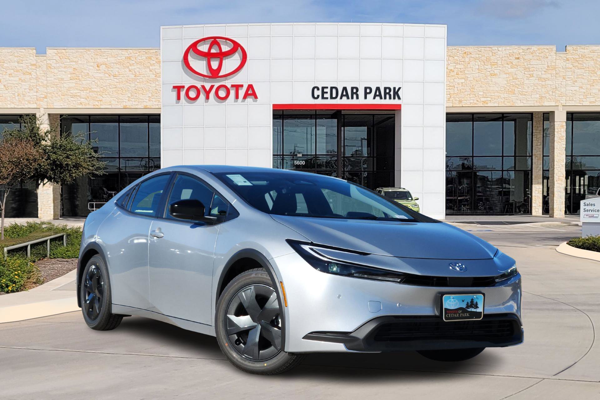 2026 Toyota Prius LE's photo