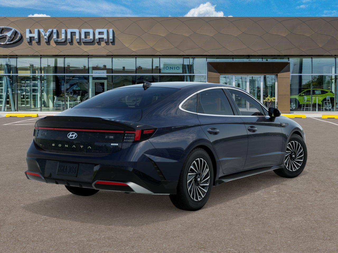 2025 Hyundai Sonata Hybrid SEL photo 2