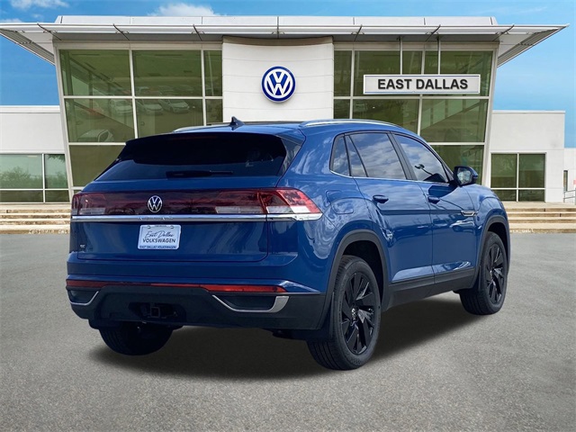2025 Volkswagen Atlas Cross Sport SE Technology photo 3