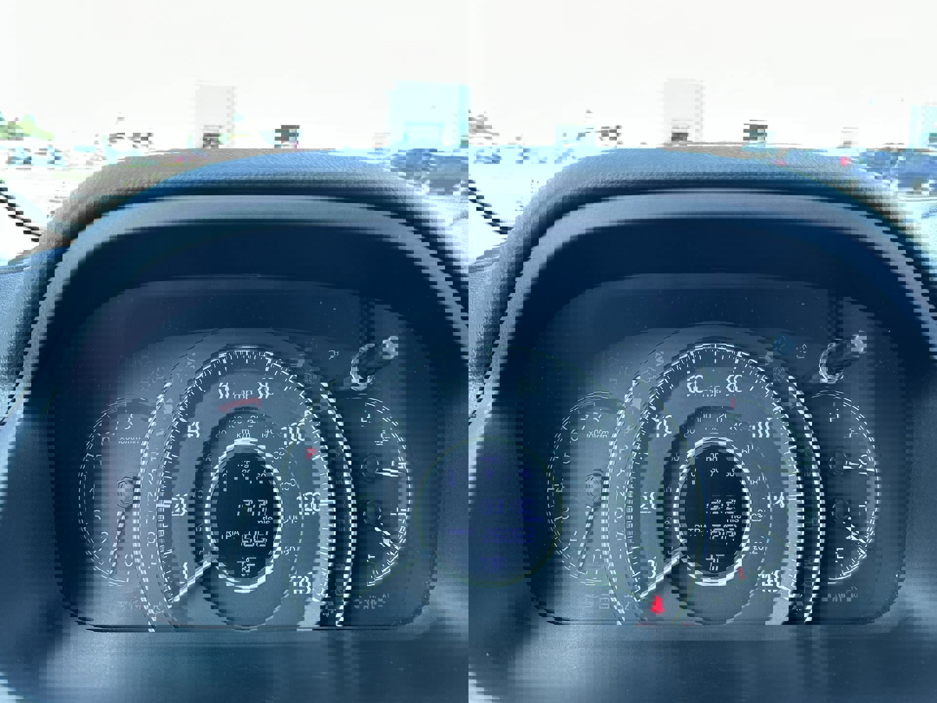 2015 Honda CR-V LX photo 13
