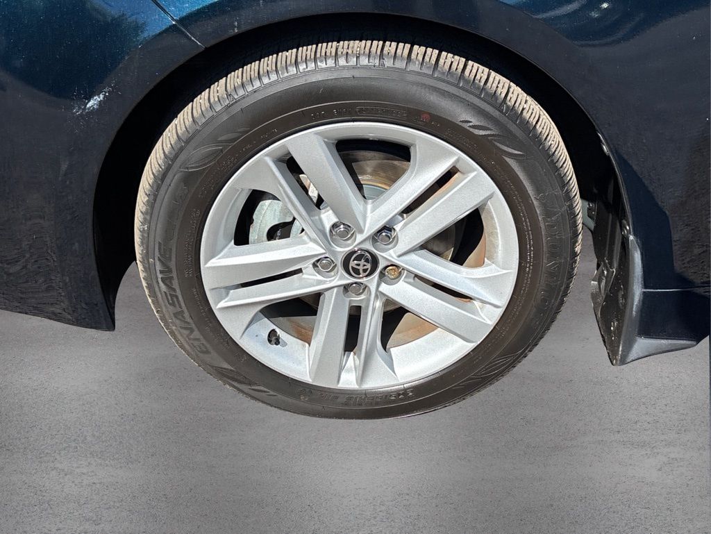 2022 Toyota Corolla SE photo 9