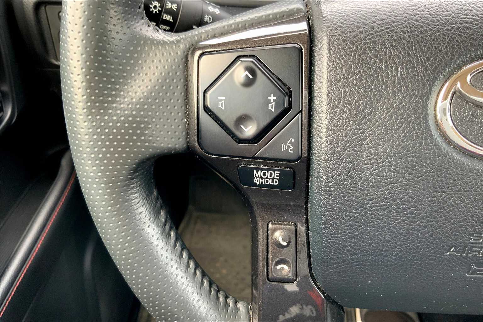 2021 Toyota 4Runner TRD Premium photo 18