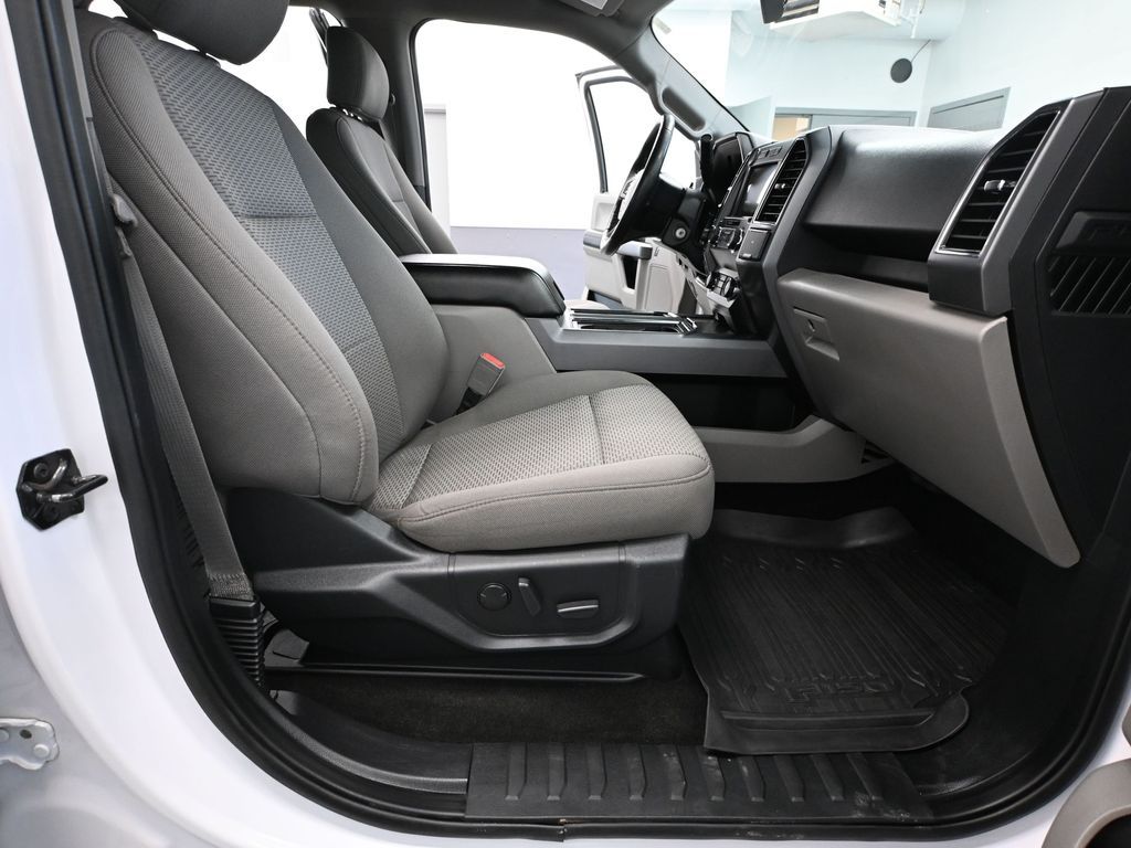 2020 Ford F-150 XLT photo 37