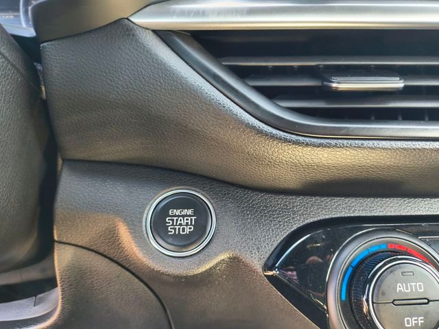 2023 Kia Forte GT-Line photo 3