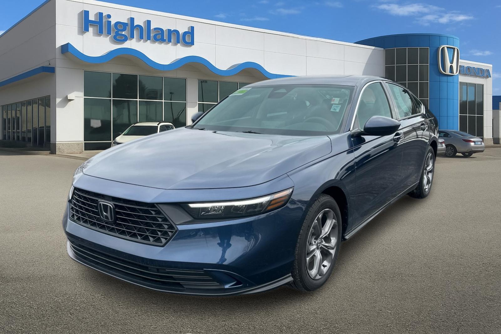 2023 Honda Accord EX's photo