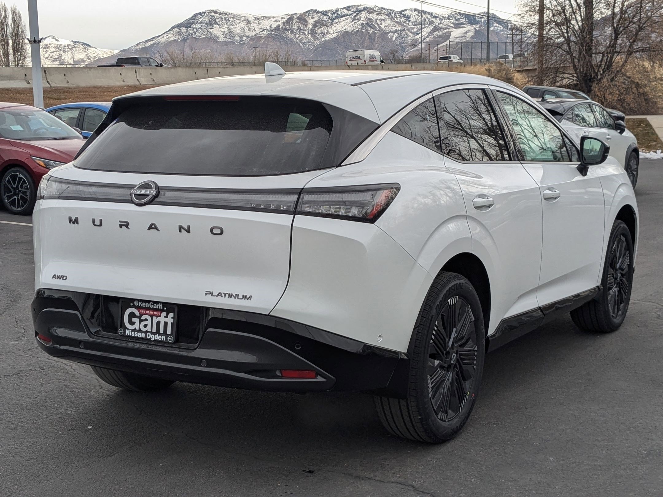 2025 Nissan Murano Platinum photo 2
