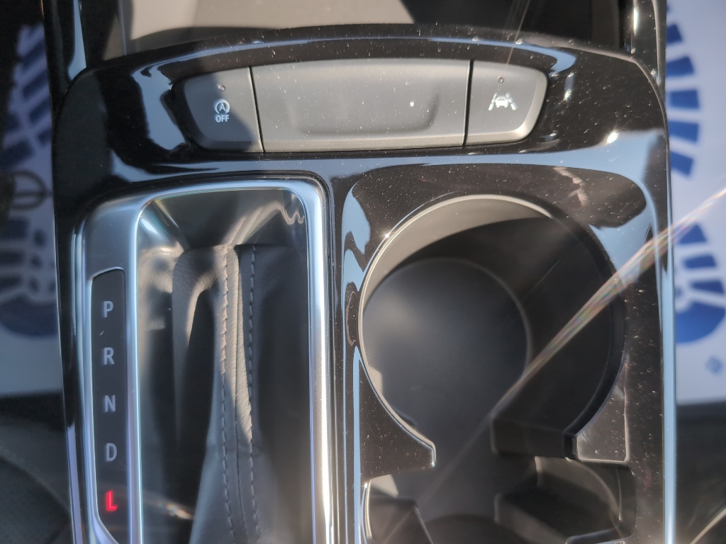 2025 Chevrolet Trax ACTIV photo 13