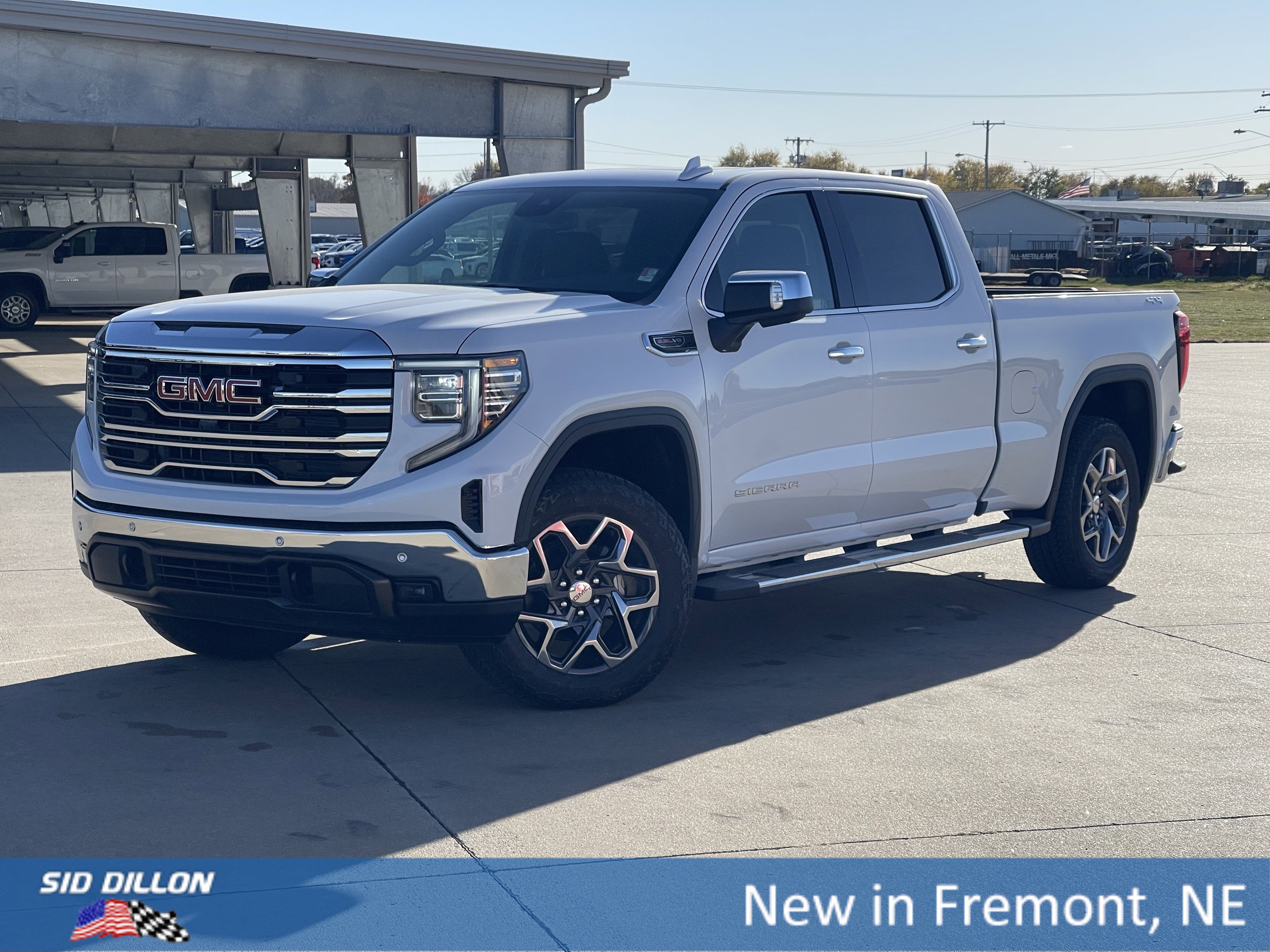 2026 GMC Sierra 1500 SLT's photo