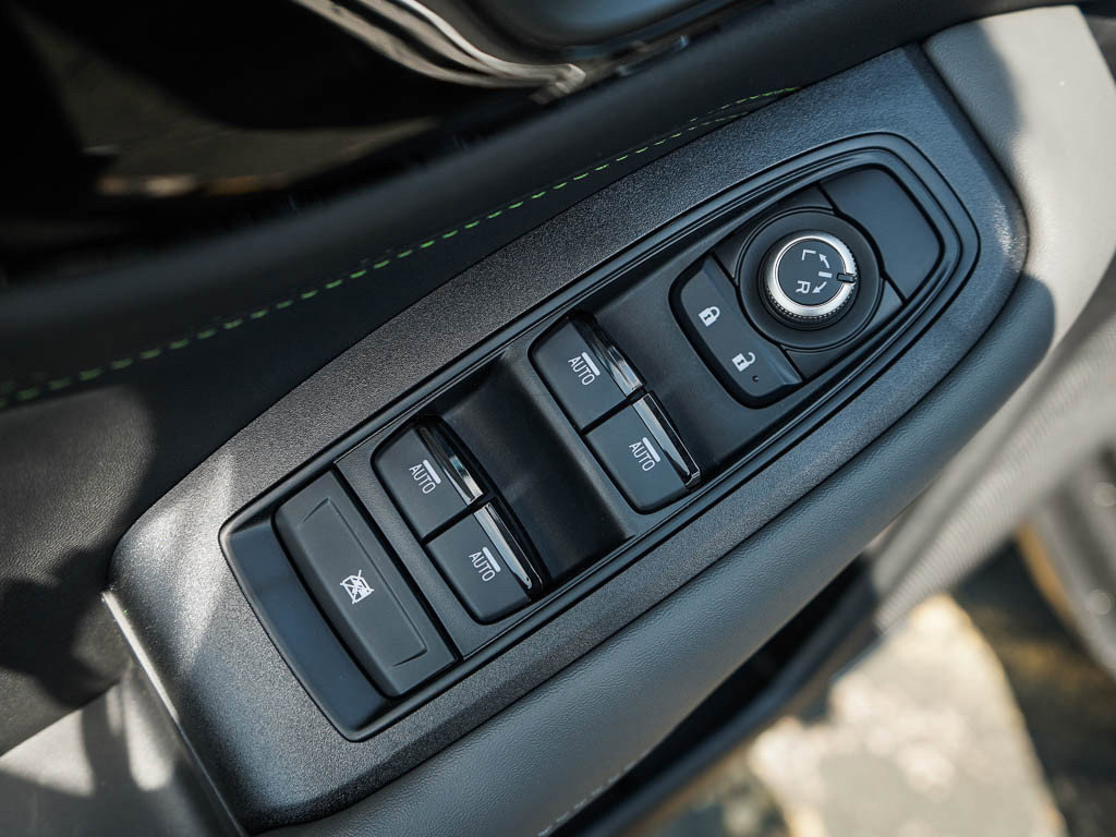2025 Subaru Outback Onyx Edition photo 16