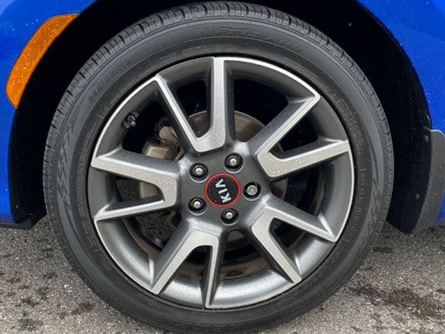 2020 Kia Soul GT-Line photo 18