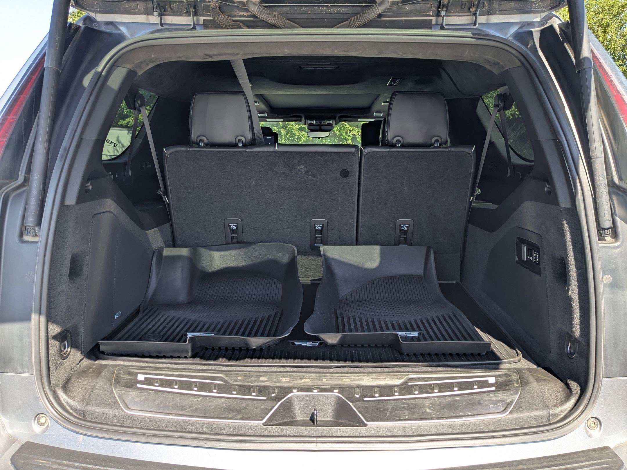 2021 Cadillac Escalade ESV Sport Platinum photo 23