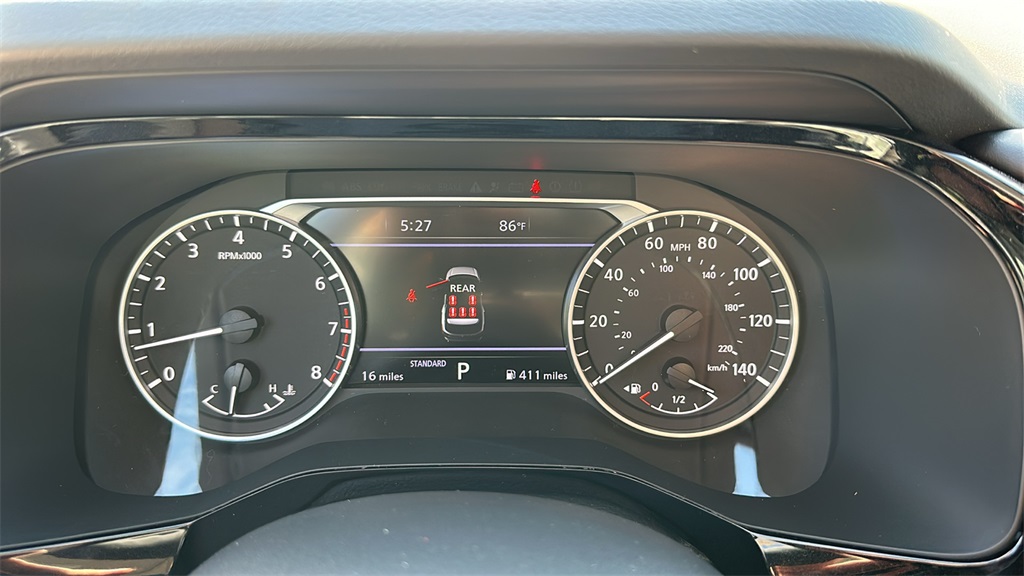 2025 Nissan Pathfinder SL photo 21