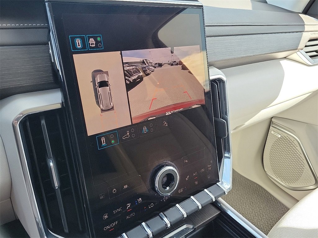 2024 Gmc Acadia Denali photo 21