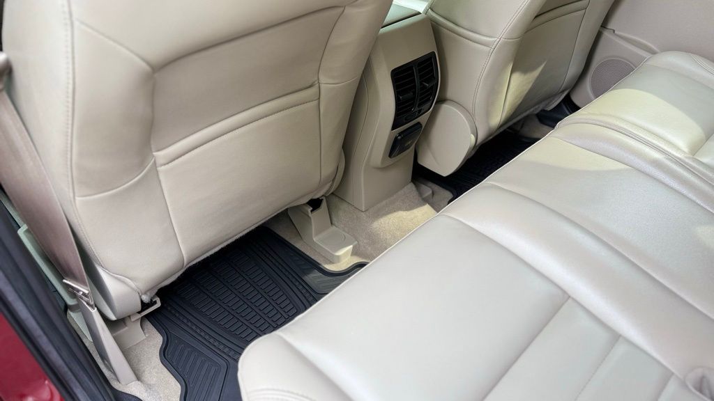 2015 Ford Escape Titanium photo 16