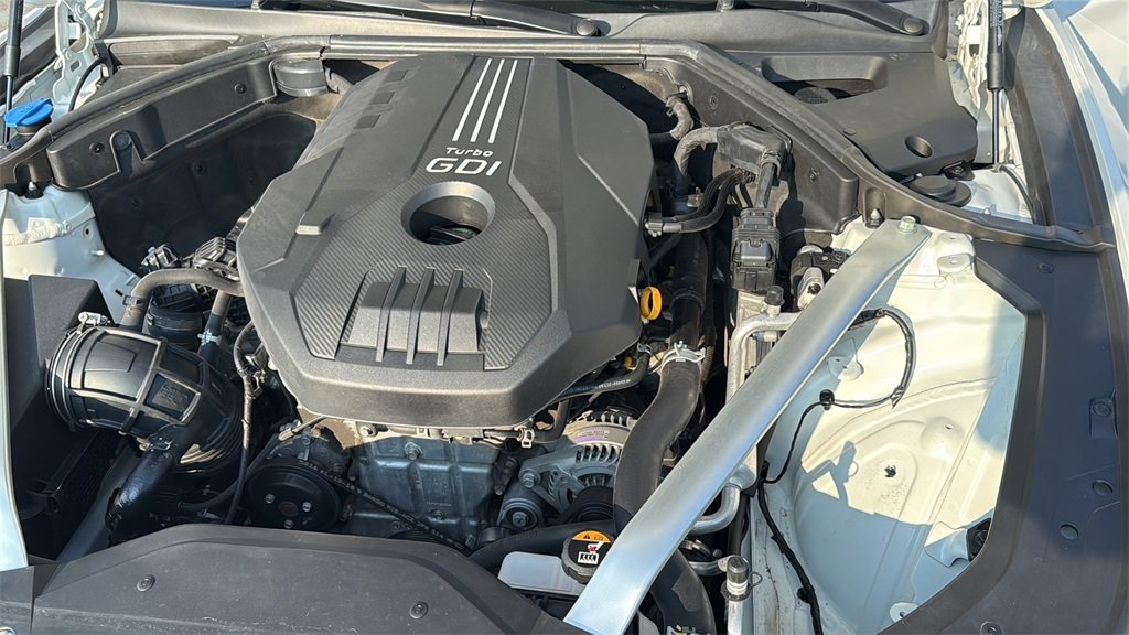2022 Genesis G70 2.0T photo 21