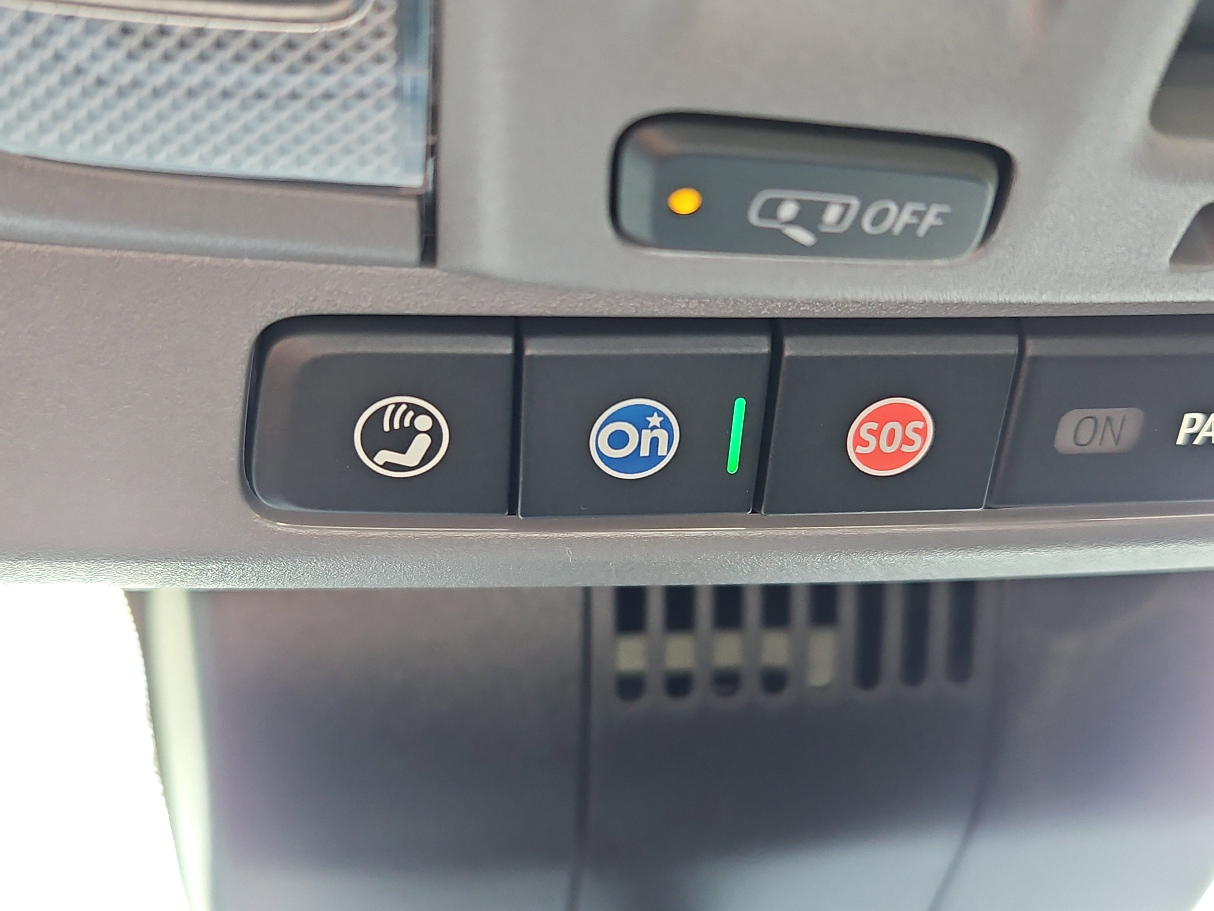 2026 Chevrolet Silverado 1500 RST photo 3