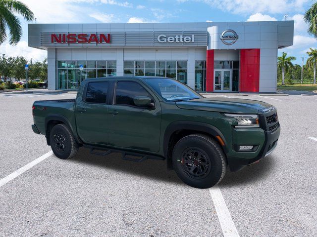 2025 Nissan Frontier PRO-X Crew Cab photo 3