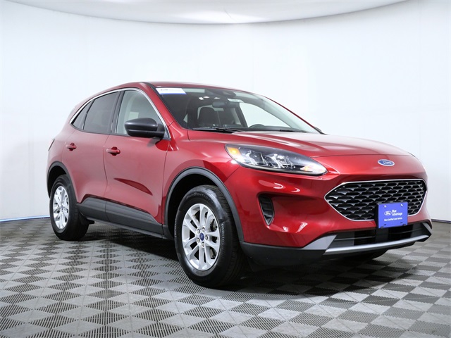 2022 Ford Escape SE's photo