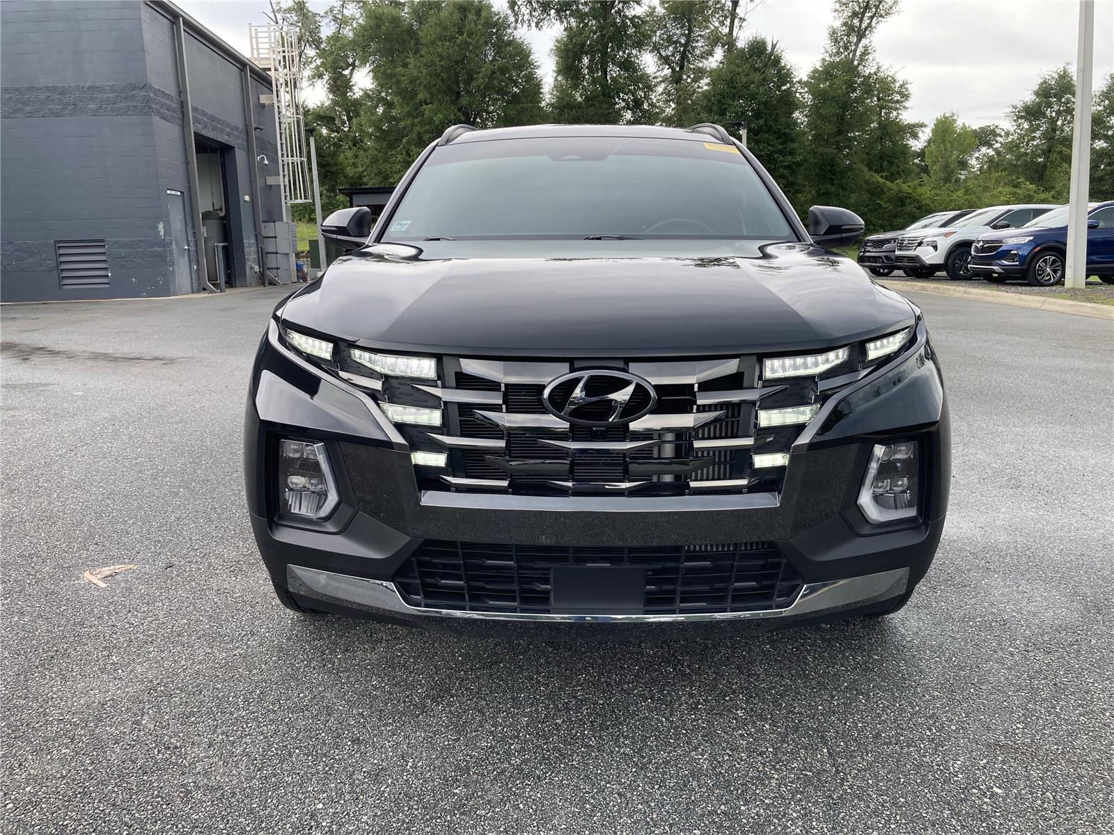 2023 Hyundai Santa Cruz Limited photo 3