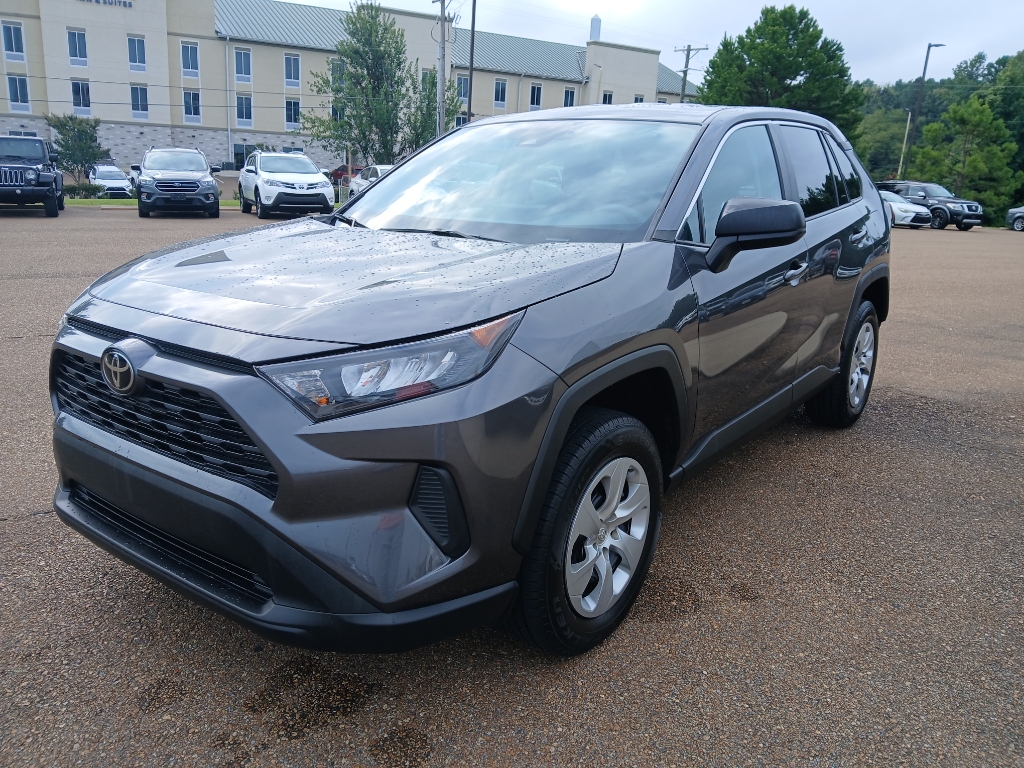 Used 2022 Toyota RAV4 LE with VIN 2T3H1RFVXNC174914 for sale in Northfield, Minnesota
