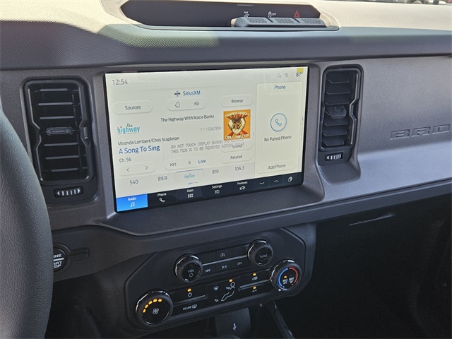 2025 Ford Bronco Base photo 16