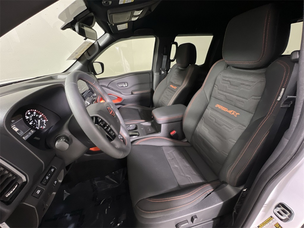 2023 Nissan Frontier PRO-4X photo 13