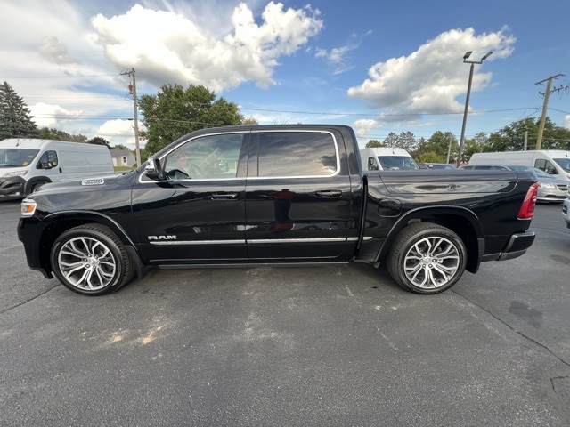 2025 Ram 1500 photo 30