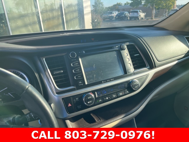 2016 Toyota Highlander Limited Platinum photo 25