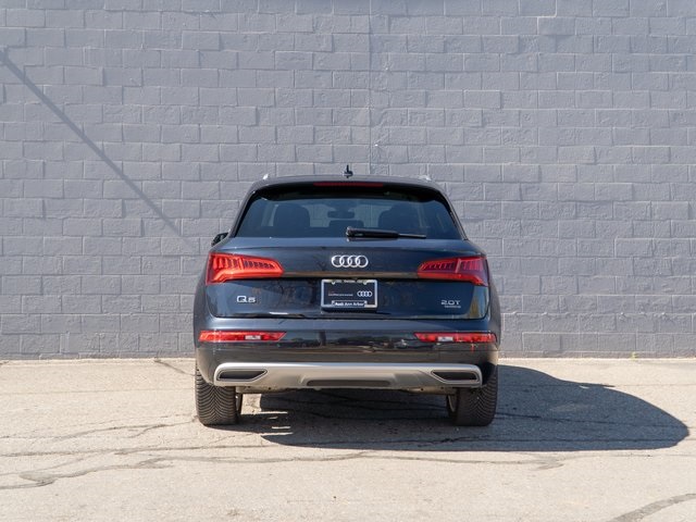 2018 Audi Q5 2.0T Premium Plus photo 3