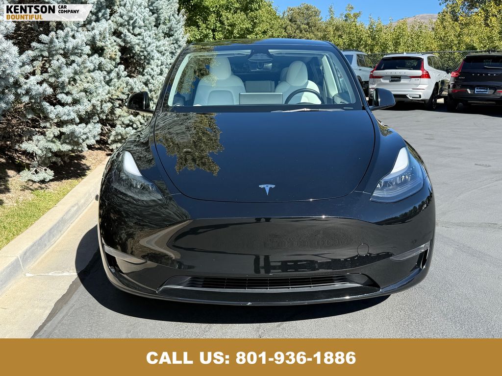 2023 Tesla Model Y Performance photo 2