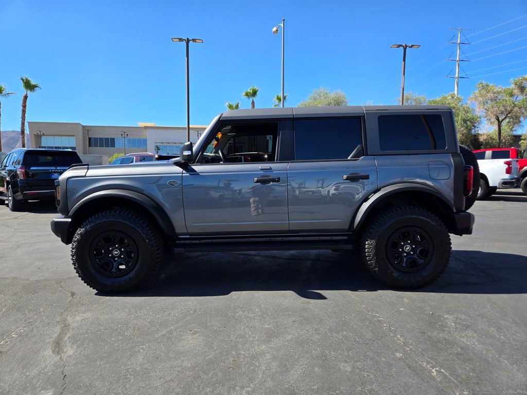 2022 Ford Bronco Base photo 3