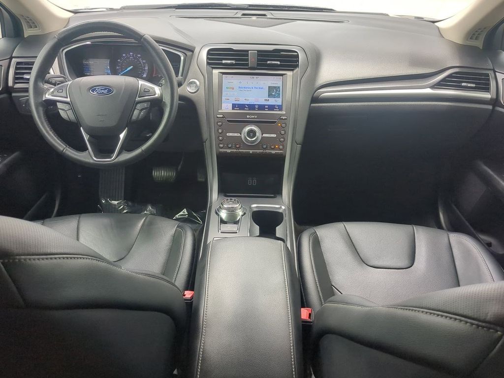 2020 Ford Fusion Titanium photo 13