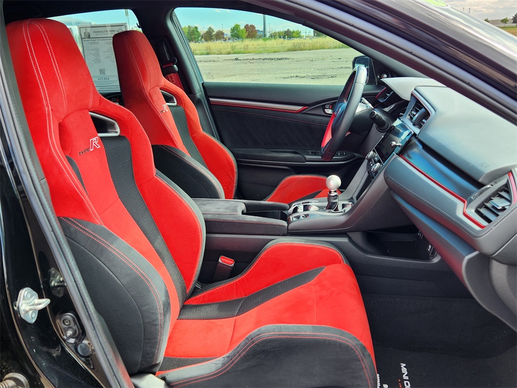 2018 Honda Civic Type R Touring photo 16