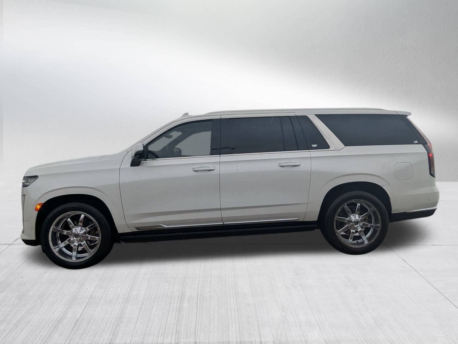 2021 Cadillac Escalade ESV Premium Luxury photo 2