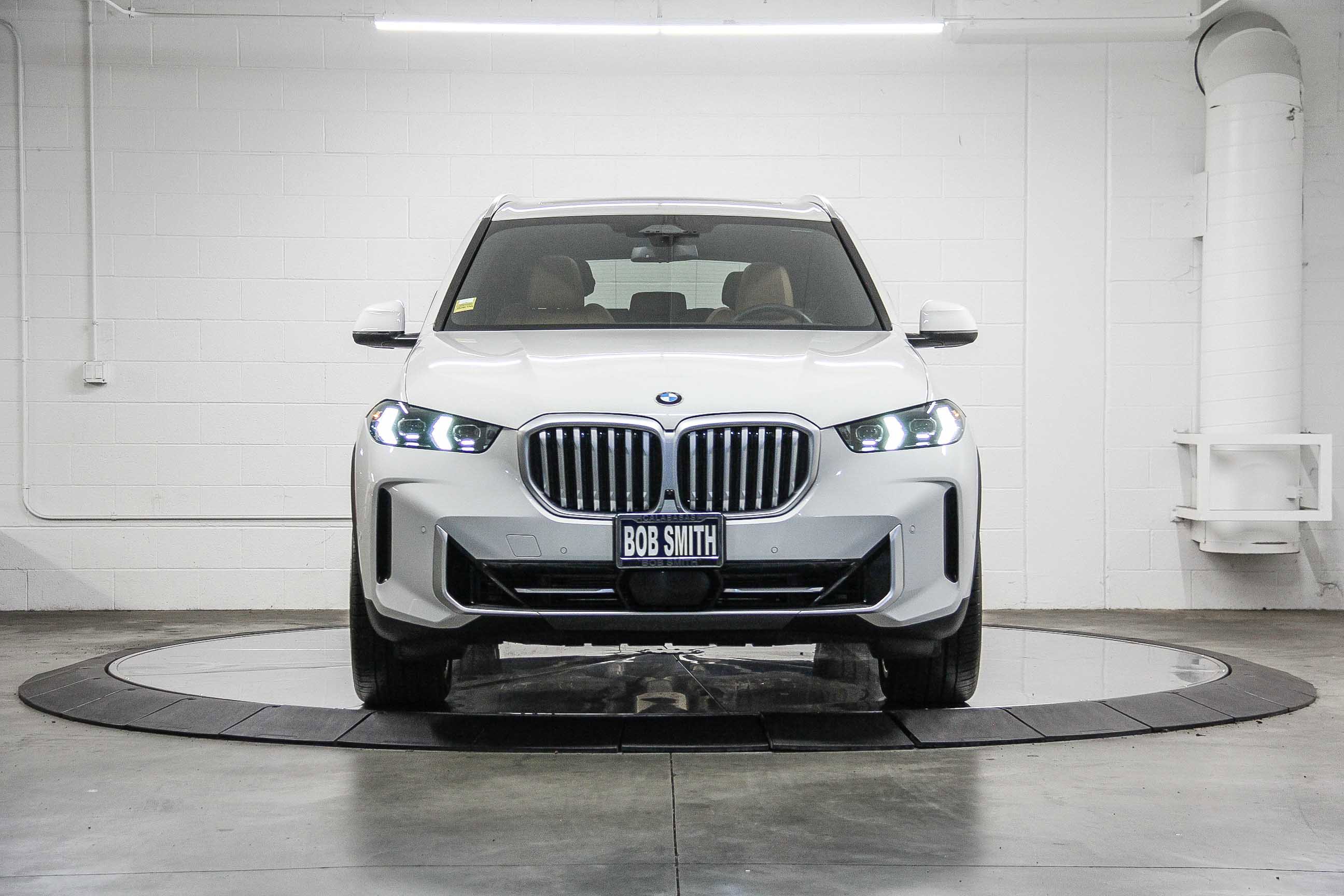 2025 Bmw X5 xDrive40i photo 2