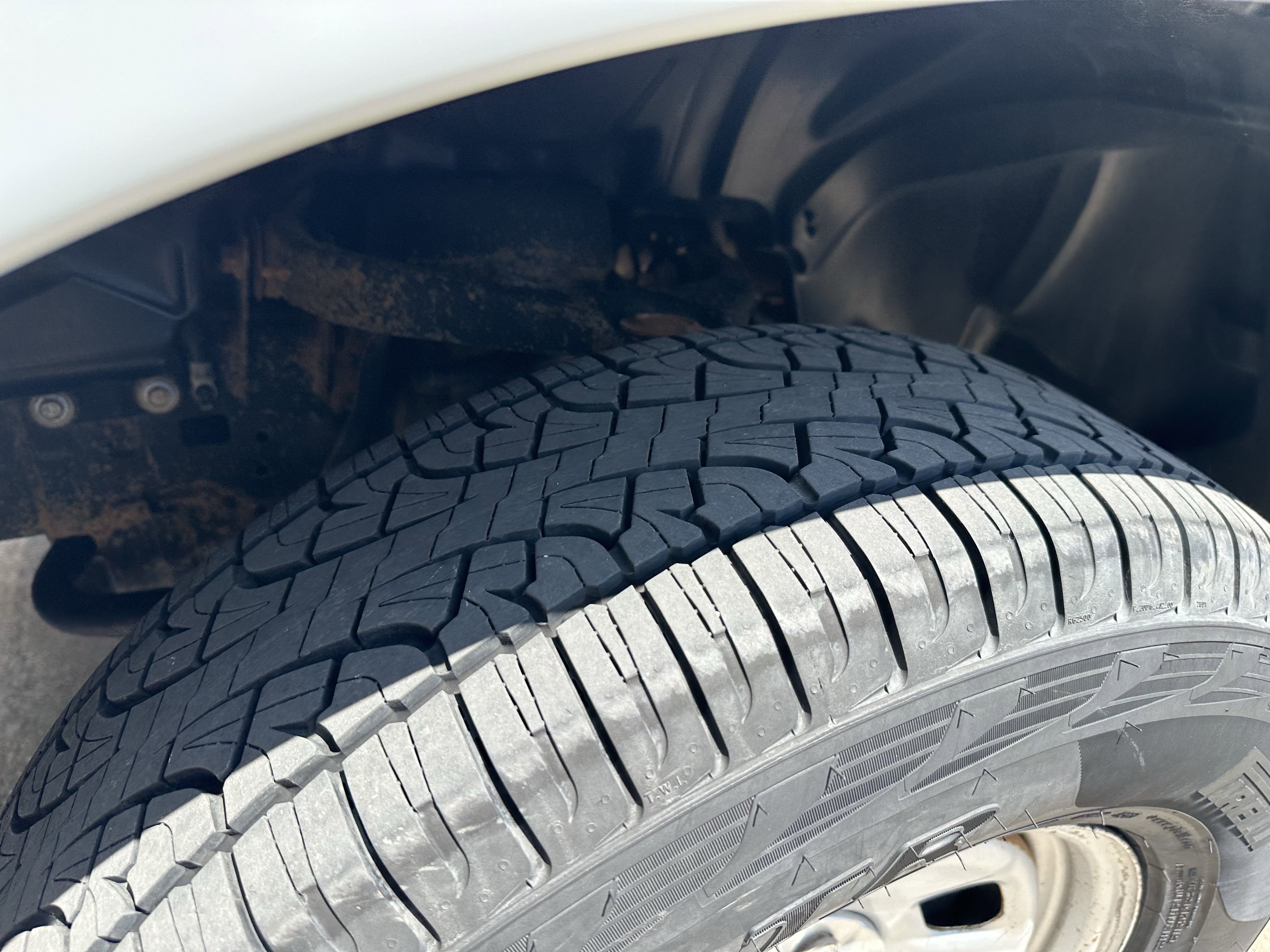 2015 Ram 1500 Tradesman photo 2