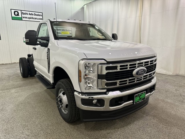 2025 Ford Super Duty F-350 DRW XL