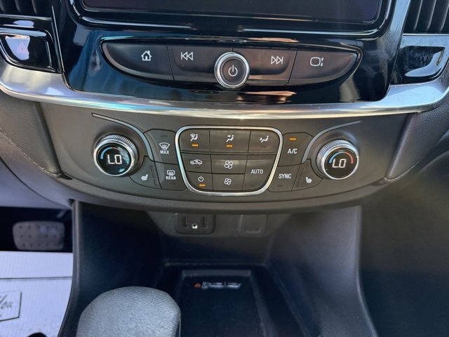 2023 Chevrolet Traverse Cloth photo 15