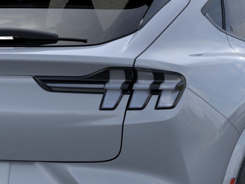 2025 Ford Mustang Mach-E Premium photo 17