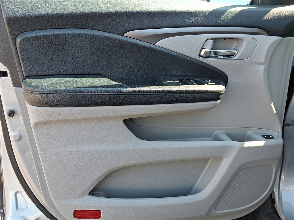 2018 Honda Pilot EX-L photo 13