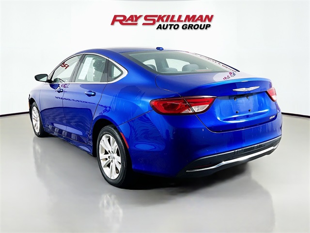 2015 Chrysler 200 Limited photo 5