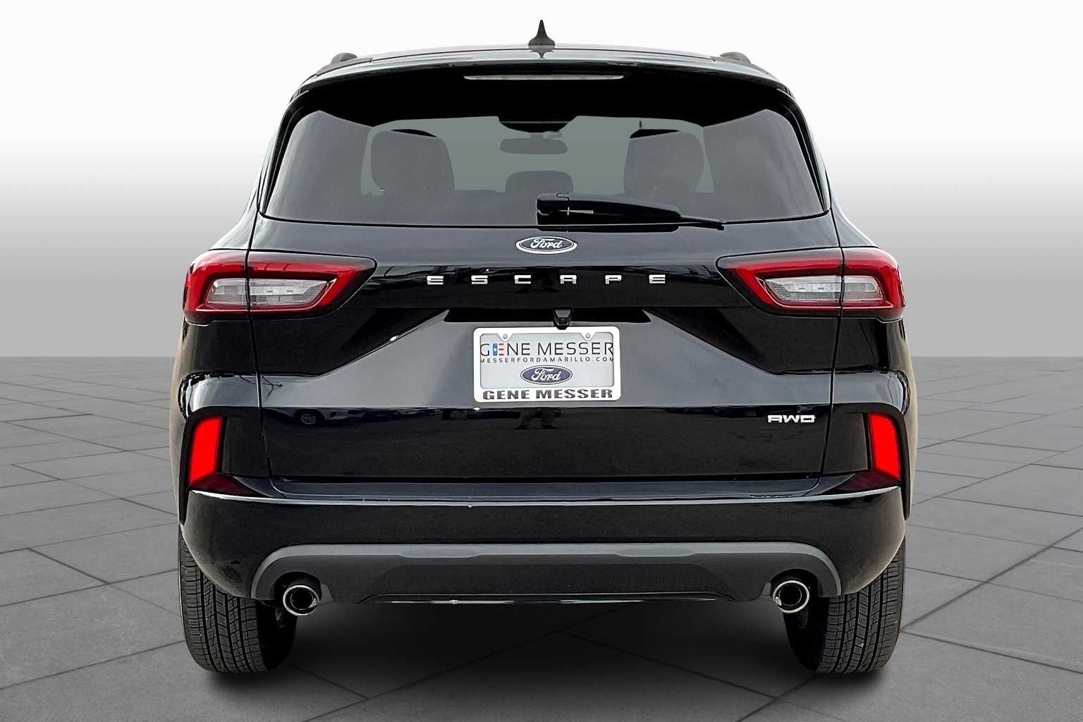 2024 Ford Escape ST-Line photo 3