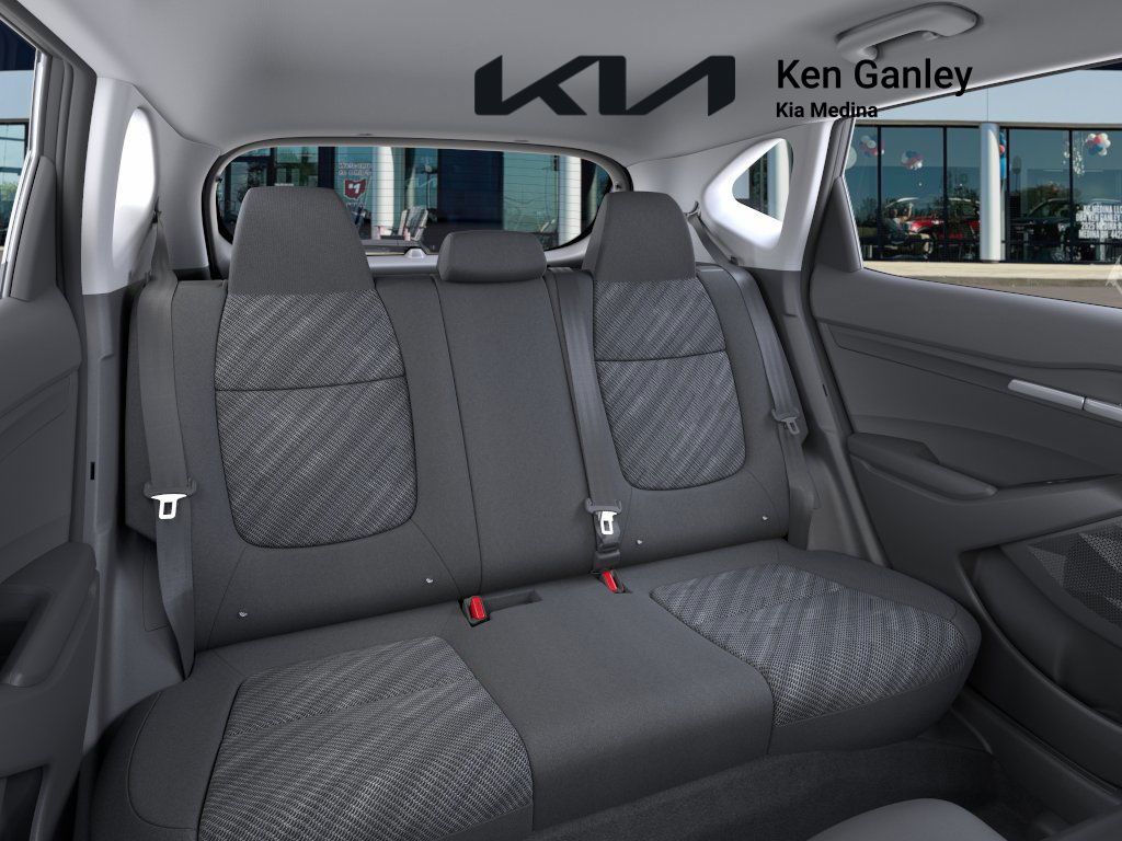 2026 Kia Seltos LX photo 12