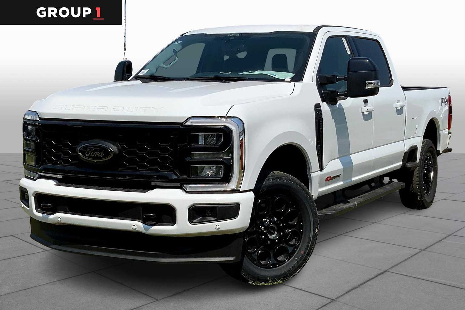 2025 Ford F-350 Super Duty Lariat's photo